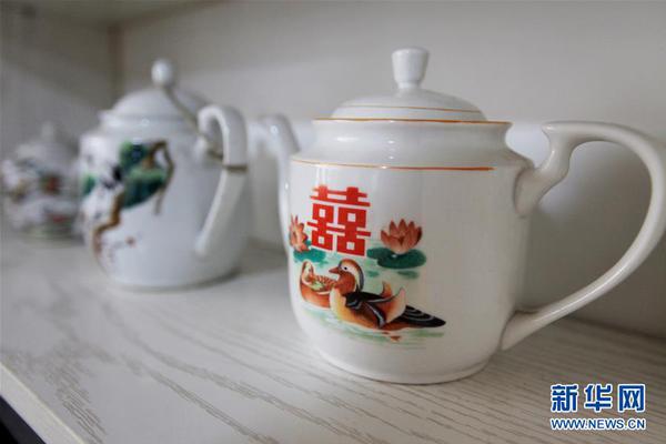 切尔西vs阿森纳半场：射门95，射正11，越位03，控球率55开