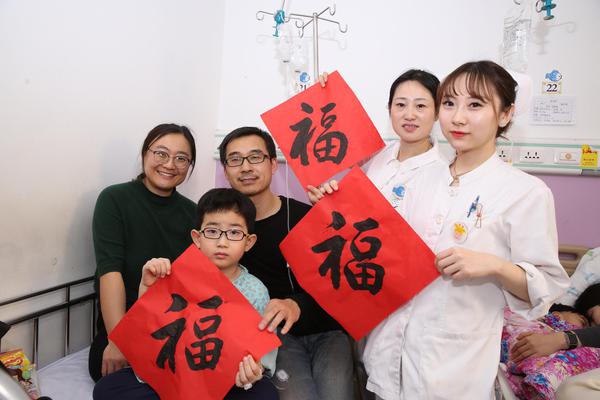 黄山市屯溪区大众大舞台唱响黄山“好声响”