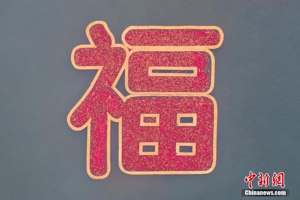 電動車推升高階顯示需求，2024 年車用顯示器營收和面積成長