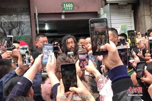 张小龙荣获“安徽省青年创业奖”