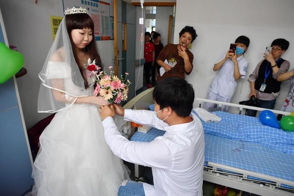 好喝不胖，健康美味！鲜绽苏打气泡水内外兼修，着实不错！