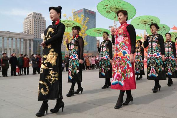 进步农家书屋管理员本质 满意大众多样化阅览需求