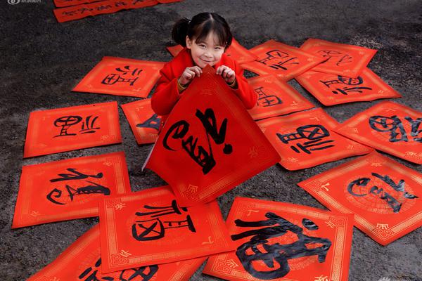 精巧别致,多彩4U——飞利浦UT102S真无线蓝牙耳机【数码&手机】风尚中国网