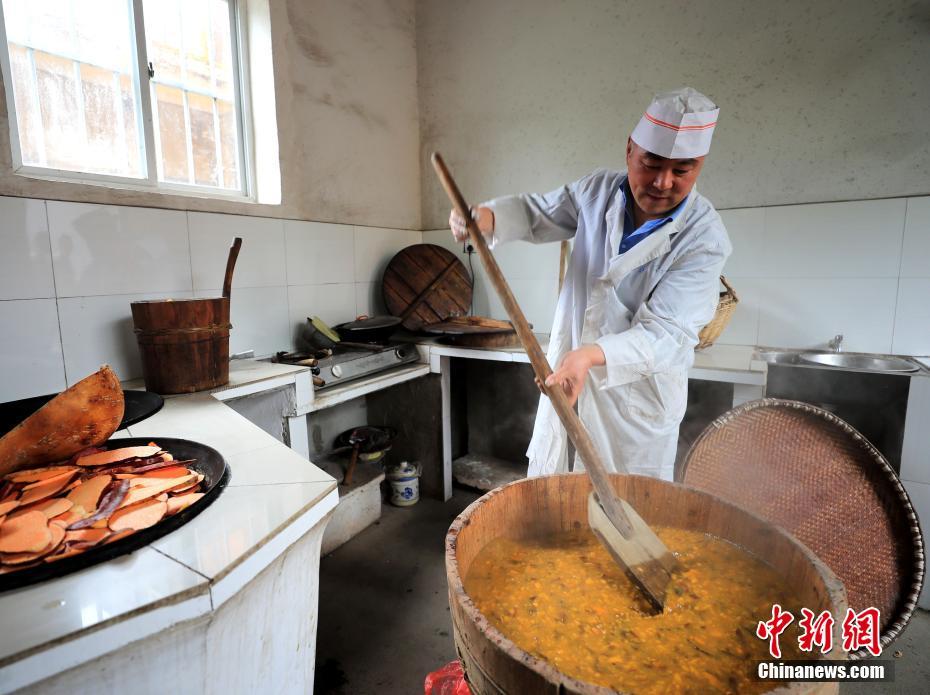 妥妥的国民零食！森吧魔力辣条强实力来袭，各位有口福了！