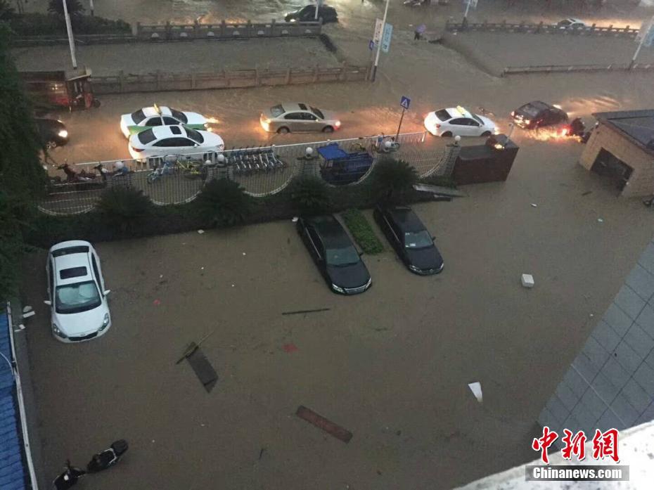 求同款！粉丝种草冰糖炖雪梨配骨传导耳机【数码&手机】风尚中国网