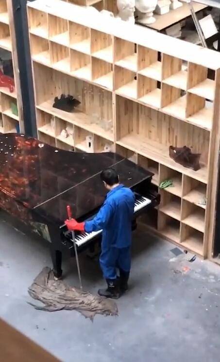 知谷知味携花椒锅巴、麻花布展食交会B420展位，带来“跳唇”酥香体会！